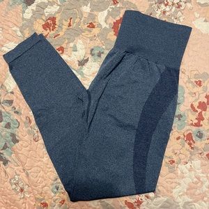 NVGTN Contour Seamless Leggings - Med